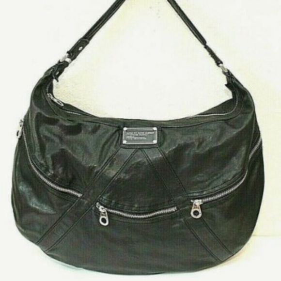 MARC JACOBS Black Leather Three Zipper Pockets Hobo Handbag - Picture 1 of 10